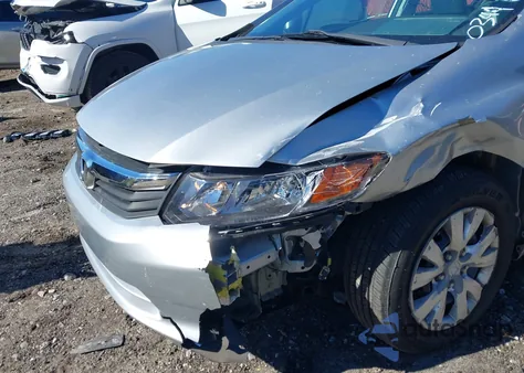 2012 Honda Civic Lx z USA, uszkodzony, nr VIN 19XFB2F51CE110344